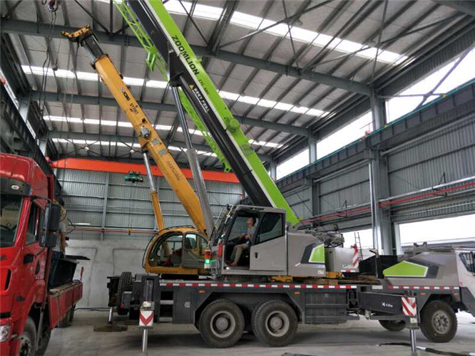 田东县高空车出租需要注意哪些安全事项？