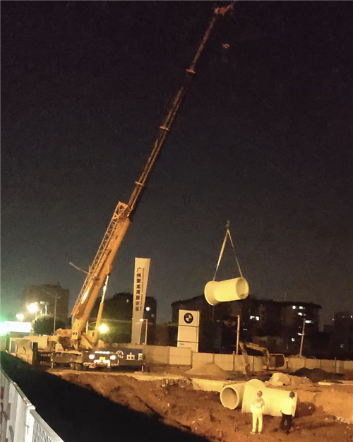 田东县“弯臂矫正”—— 吊车的 “形变补偿” 技术